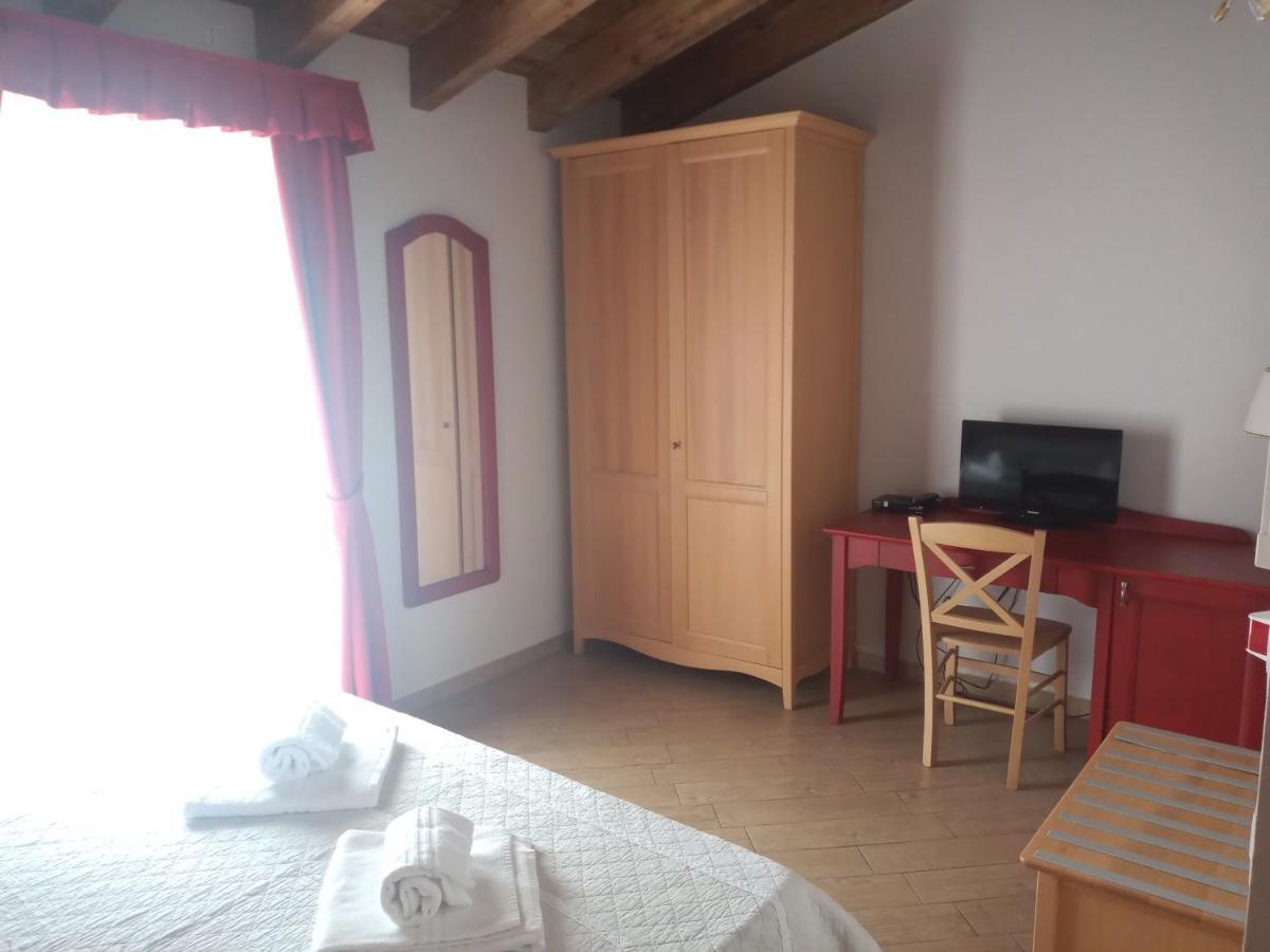 Rosa Dei Venti Hotell Provaglio d'Iseo Exteriör bild