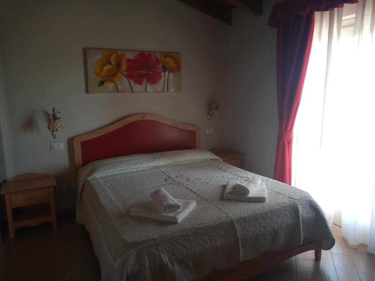 Rosa Dei Venti Hotell Provaglio d'Iseo Exteriör bild