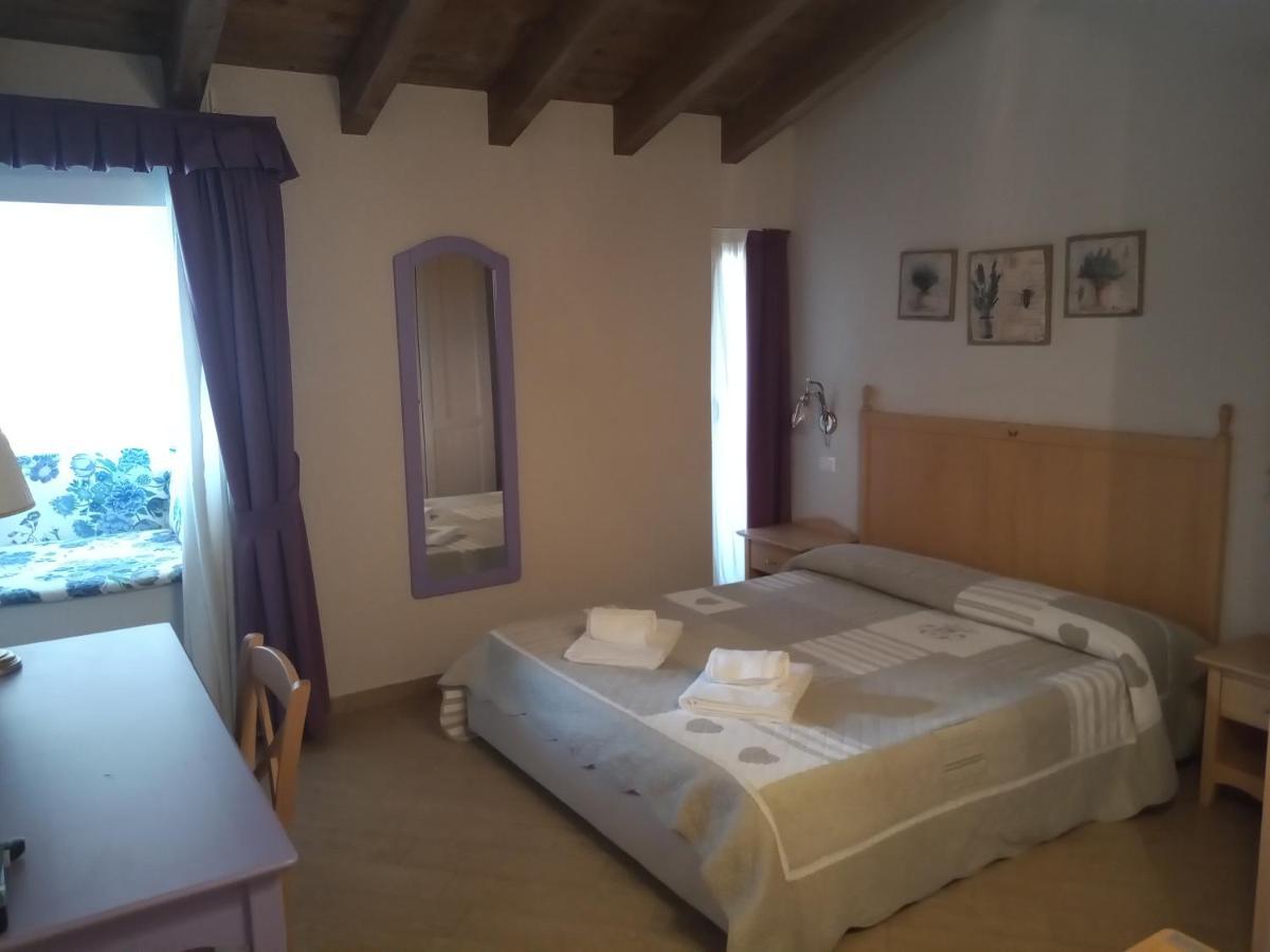 Rosa Dei Venti Hotell Provaglio d'Iseo Exteriör bild